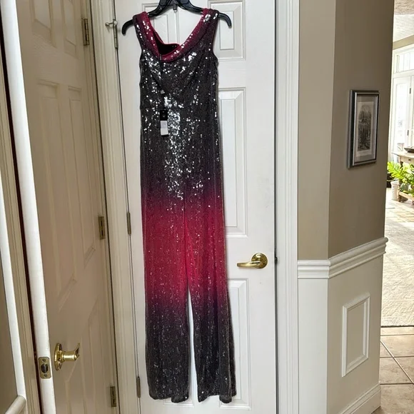 💖🔥FIERCE Tadashi Shoji Sequined Jumpsuit - Picture 4 of 9